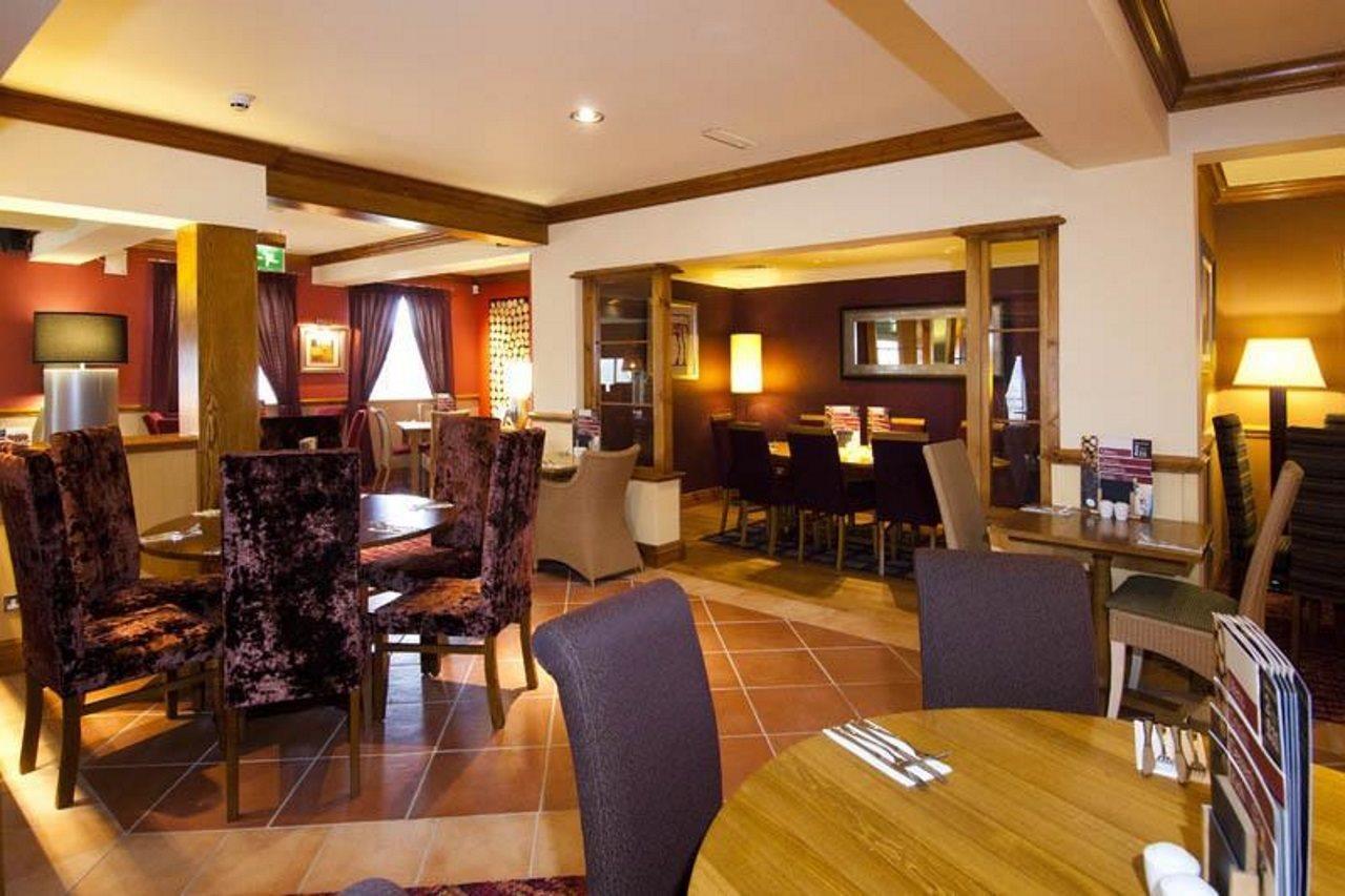 Premier Inn Rugeley Ngoại thất bức ảnh