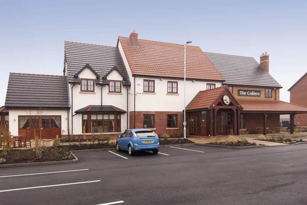 Premier Inn Rugeley Ngoại thất bức ảnh